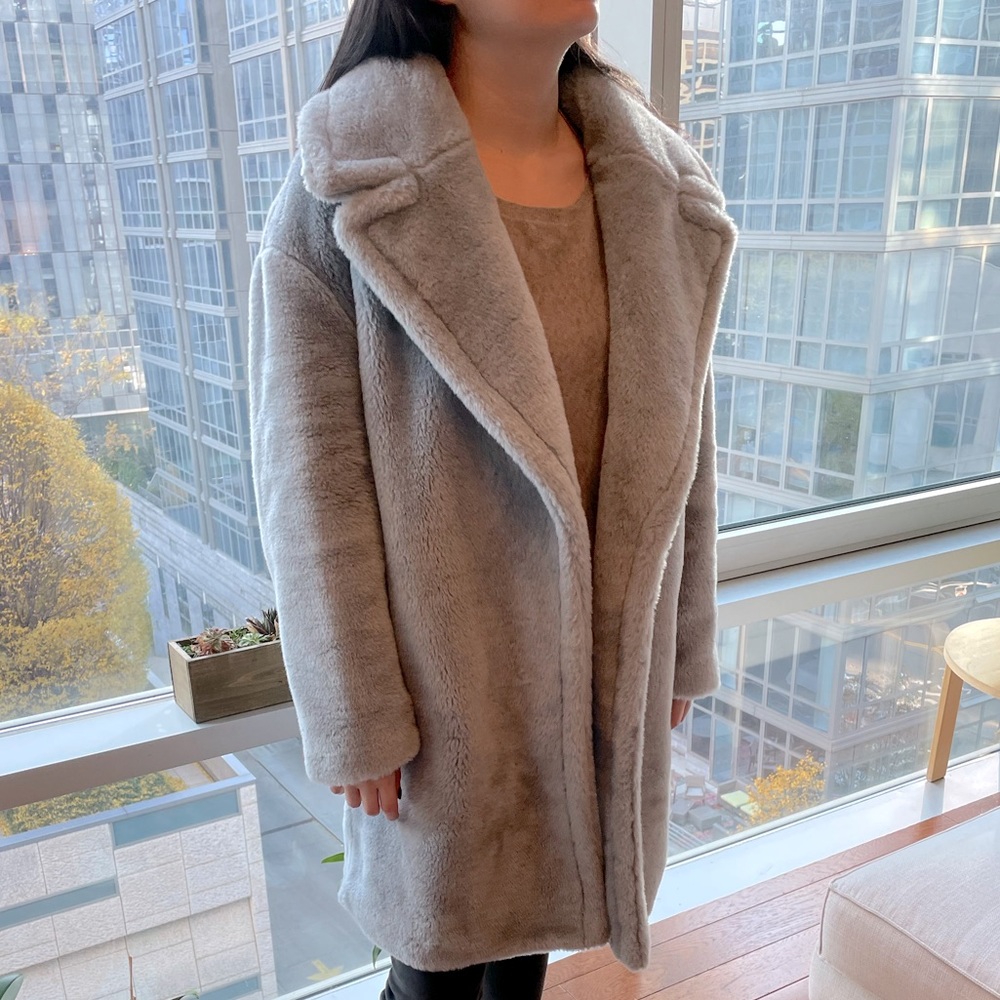 [NEW] Donna Karan blue teddy coat